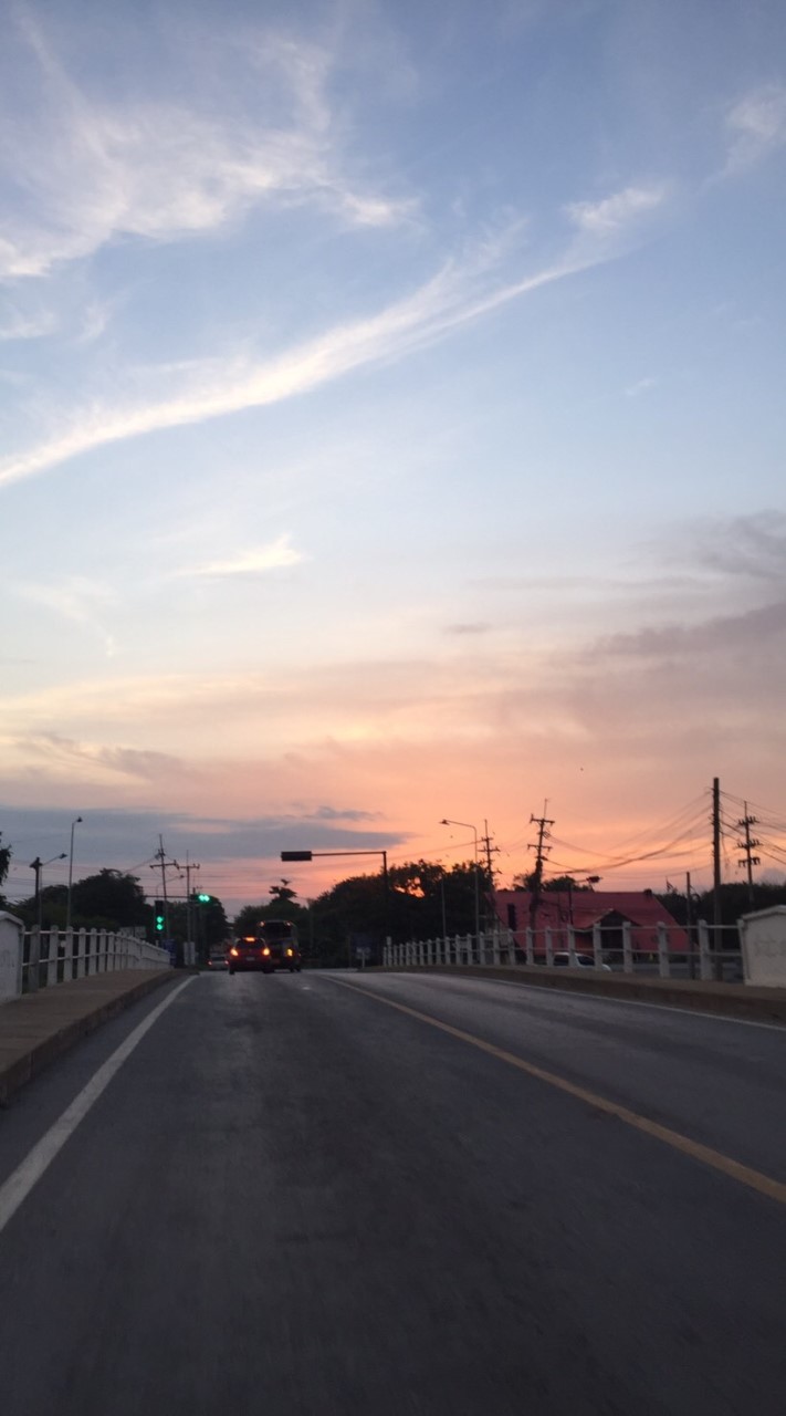 U R Beautiful Sky ☁️