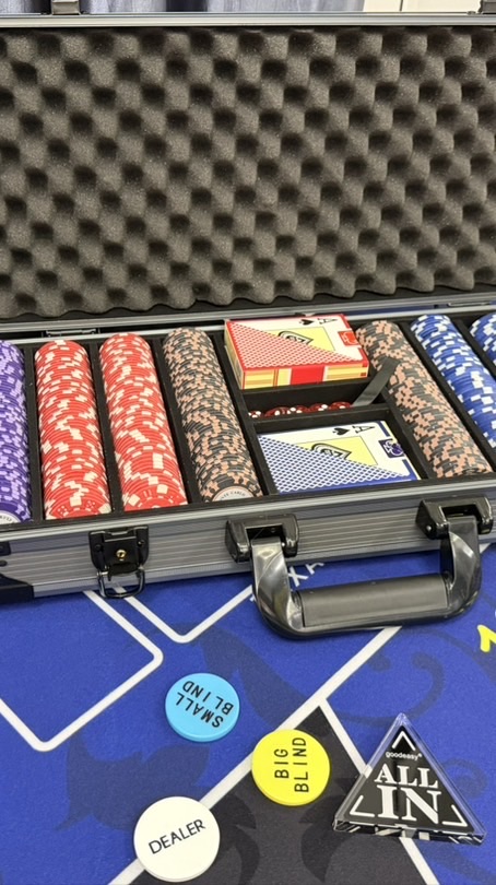 iPop Pocker Club ♥️♠️♣️♦️