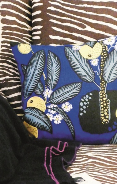 北歐斯德哥爾摩的繽紛居家-客廳