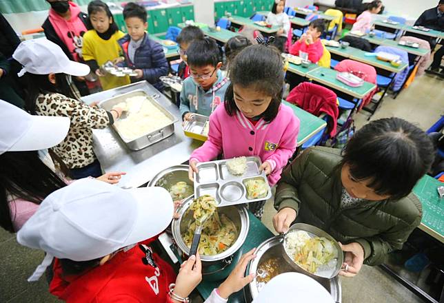國產四章1q農產品推動至金門學童 國中小安全品質營業午餐同步執行 勁報 Line Today