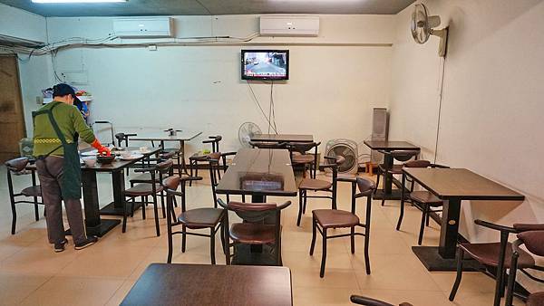 【台北美食】古早味麵館-每天只開三小時隱藏在巷弄裡的無名小吃店