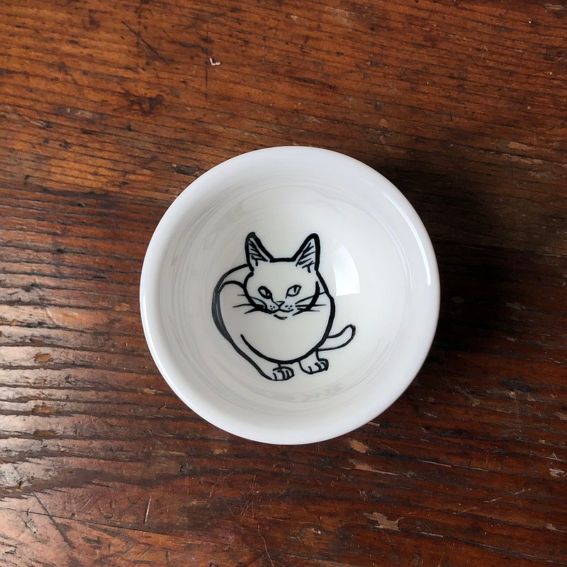 白貓　清酒杯
