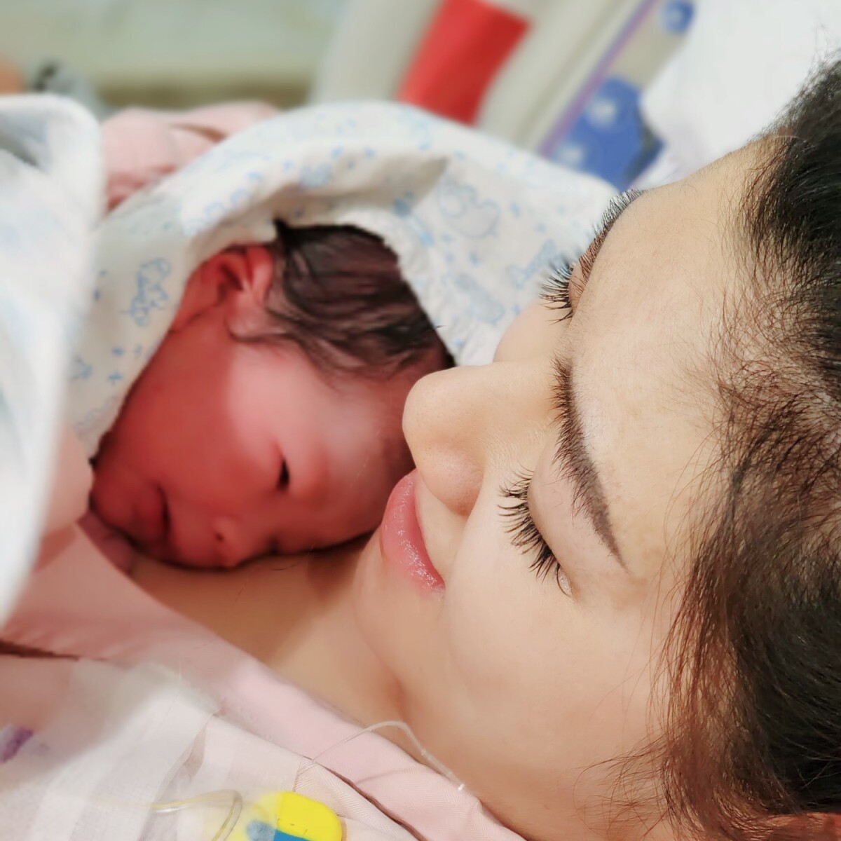 台灣女團成員現況！S.H.E成軍22年驚喜合體，劉品言接金鐘主持棒，李毓芬引發爭議？