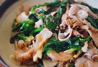 材料2つで簡単 豚肉 ほうれん草 のボリュームおかずでご飯が進む クックパッドニュース