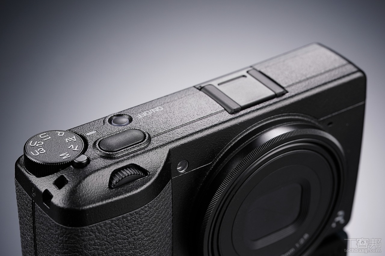 街拍隨身機的經典再塑 Ricoh GR III 使用心得