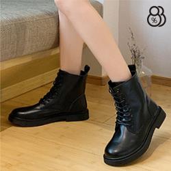 ◎好穿舒適|◎|◎品牌定位:流行時尚品牌:88%適用性別:女生靴子款式:短筒靴-筒高小於20cm版型:正常鞋面主材質:PVC/人造皮革