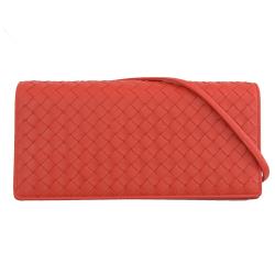 ◎★專櫃商品 附專櫃購證|◎★經典的編織手法|◎★簡約的時尚風采品牌:BOTTEGAVENETA/BV品牌定位:國際精品背法:斜背/側背包款:斜背包/側背包顏色:紅色系外層材質:羊皮外層材質說明:小羊