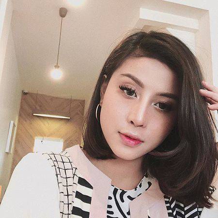 Style Rambut  Pendek  Awkarin Makin Cantik dan Fresh 