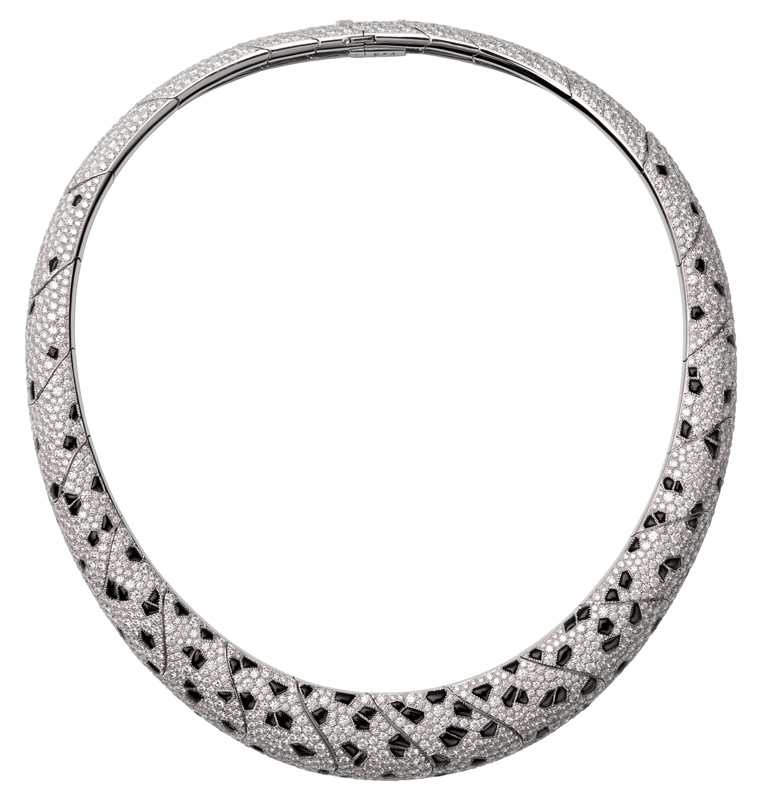 Cartier「Panthère de Cartier」系列頂級珠寶美洲豹項鍊╱20,300,000元。（圖╱Cartier提供）
