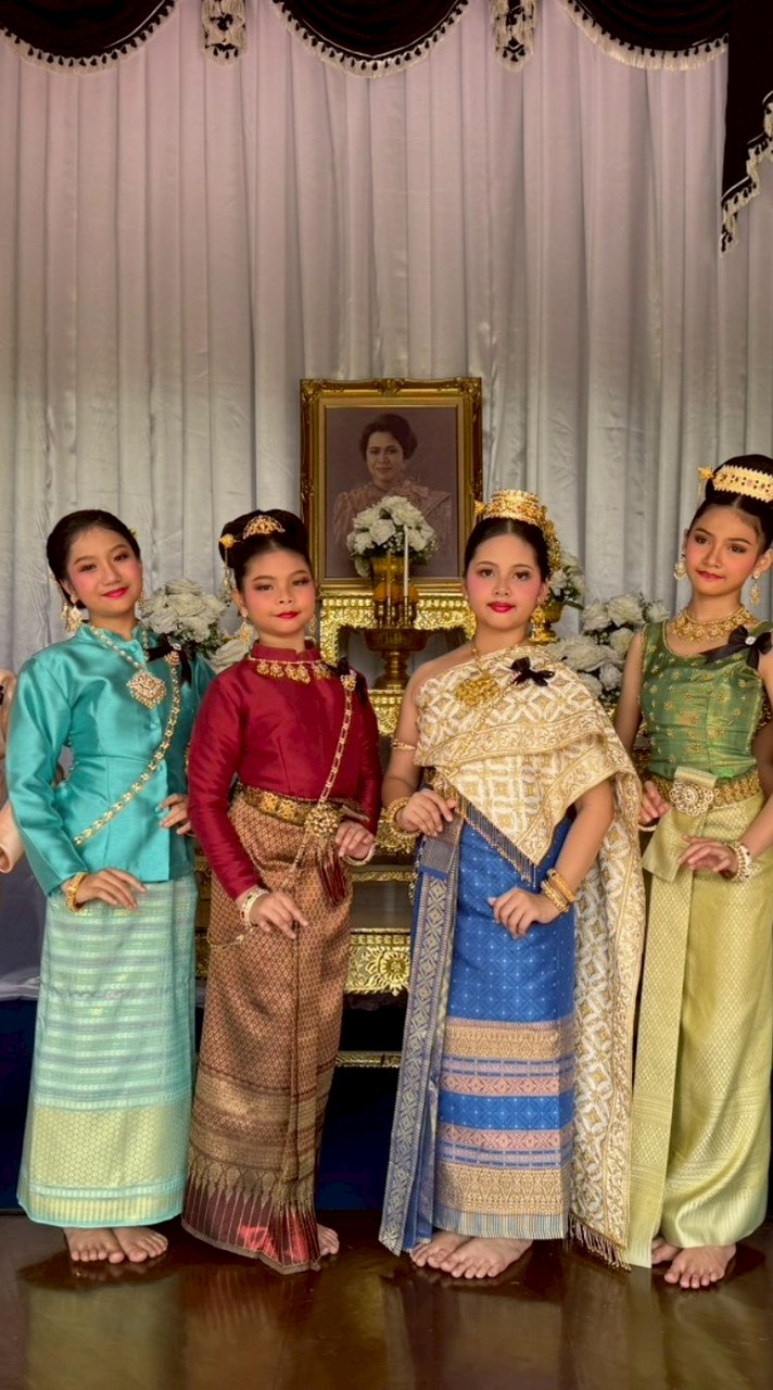 เรียนนาฏศิลป์กับครูลลิตา(ม.ต้น)