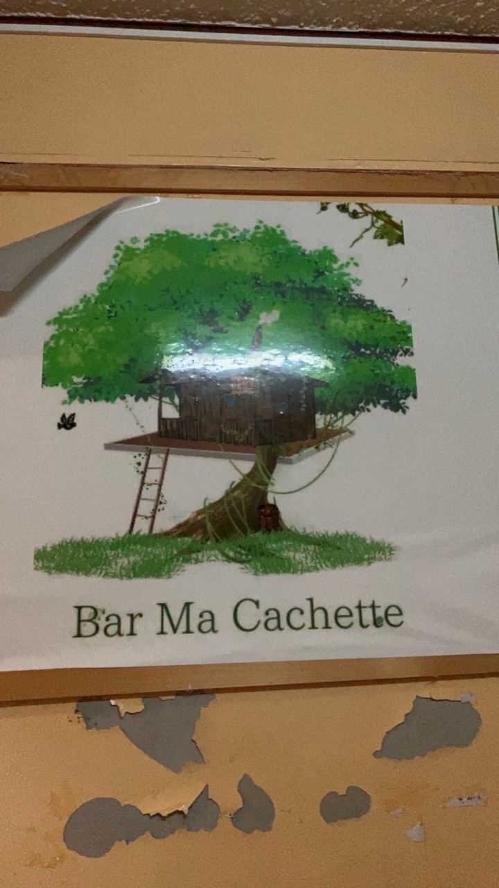 「Bar Ma Cachette」バーマカシエット