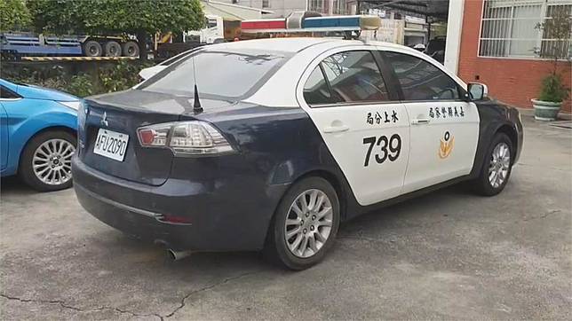 警護送前男友返家男子不甘心尾隨追撞警車 民視新聞網 Line Today