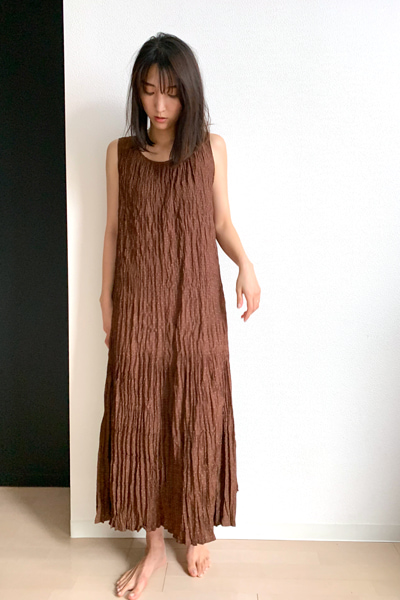 ユニクロ イネスコラボワンピは名品決定 体型をオールカバーできる