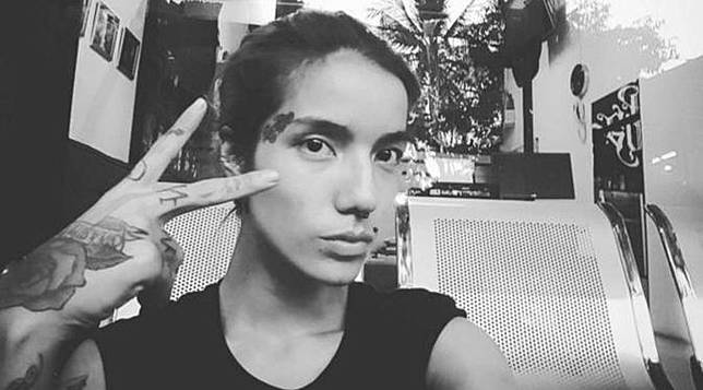 Ubah Warna Rambut, Sheila Marcia Terlihat Semakin Keibuan