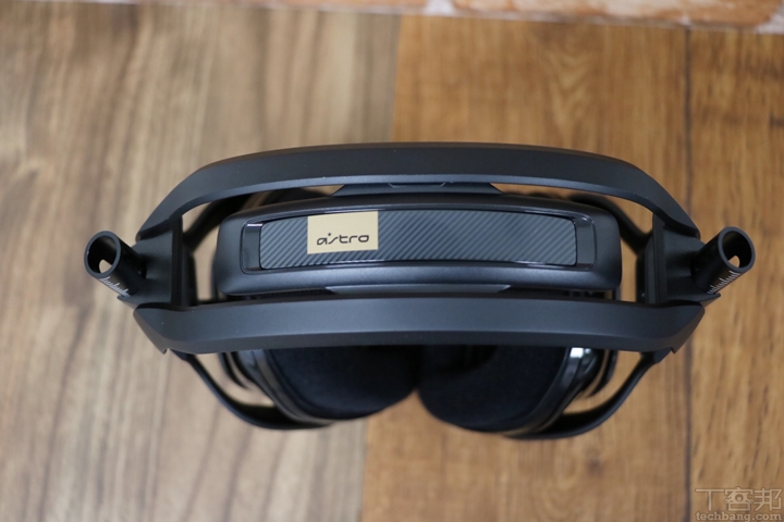 跨平台競技遊戲潮人利器，羅技 ASTRO A40 電競耳麥+音頻擴大器 開箱體驗