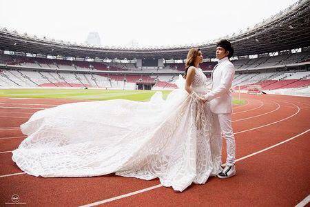 Ada Yang Beratnya 10 Kg Ini Fakta Gaun Mewah Aurel Hermansyah Saat Prewedding Di Gbk Merdeka Com Line Today