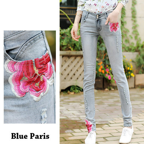 藍色巴黎 ★ 秋冬富貴牡丹刺繡民族風抓破牛仔長褲 丹寧褲 窄管褲 小腳褲《S~L》【23282】