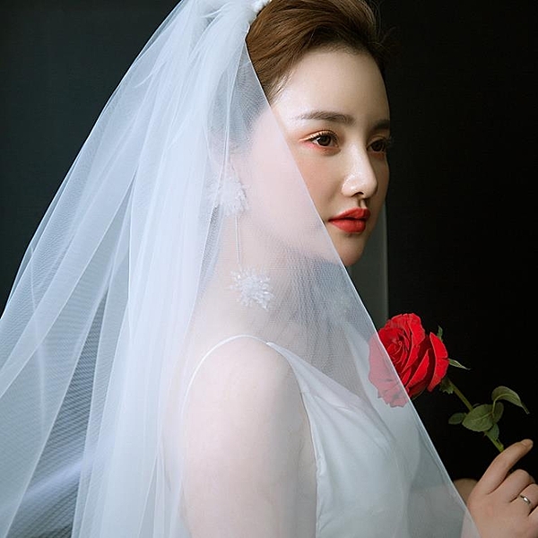 2018新款新娘結婚紗頭紗雙層旅拍短白網紗頭紗百搭遮肉蓬蓬頭紗