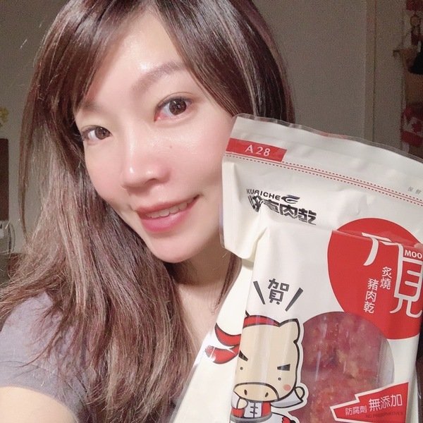 倪倪愛美食－『年節推薦』樂天市場風靡台灣與海外遊客最佳快車肉紙伴手禮首選-快車肉乾年節禮盒開箱直擊分享