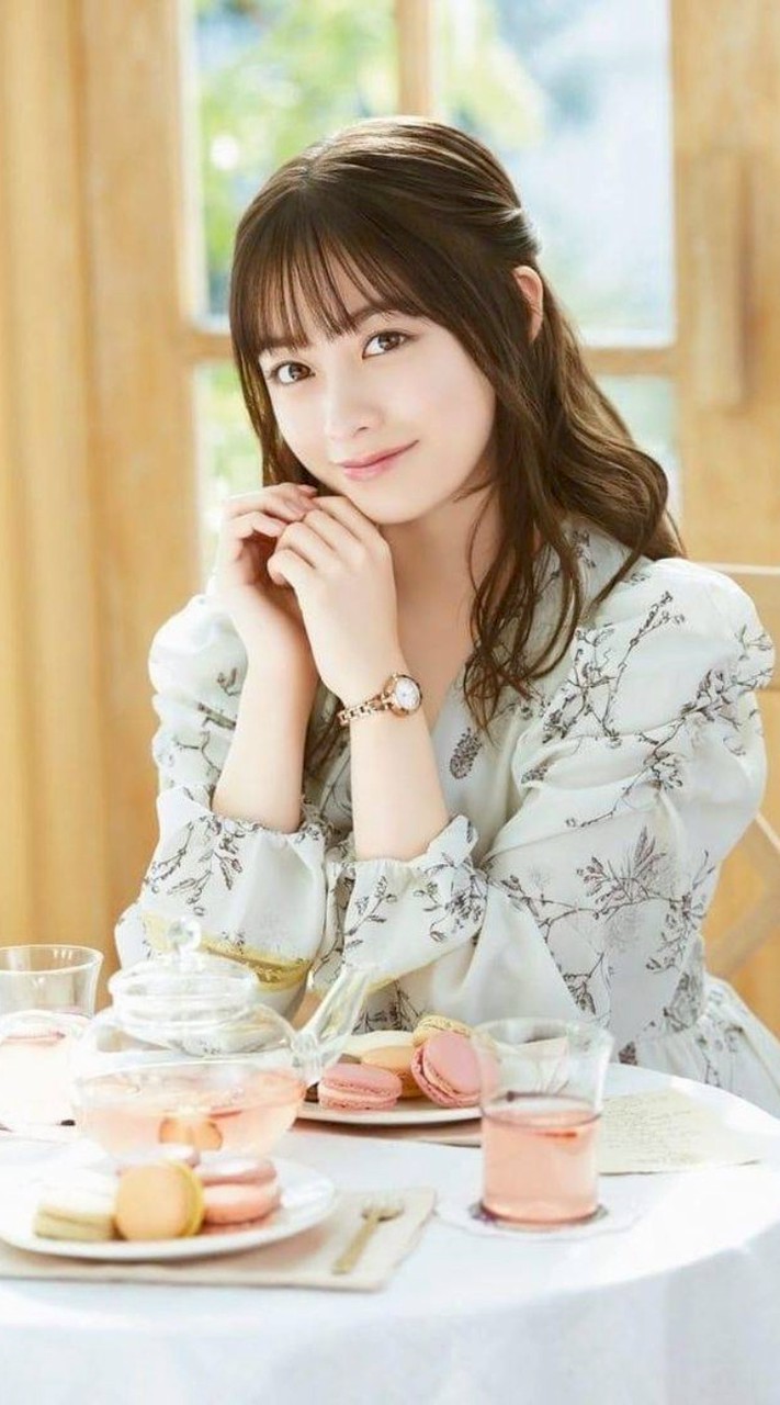 グラビア💗 女優💓好きな人💕