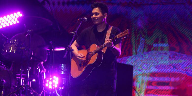 Pacaran 10 Tahun Rendy Pandugo Ungkap Cara Pdkt Ke Sang Istri Kompas Com Line Today