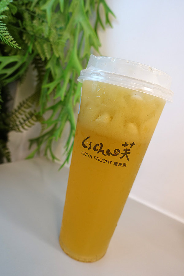 政大飲料推薦-禮采芙文山政大店，文山區健康手搖飲料，有台灣茶葉現泡茶、果茶、塔拉朵冰淇淋、輕食，文青風IG打卡飲料店