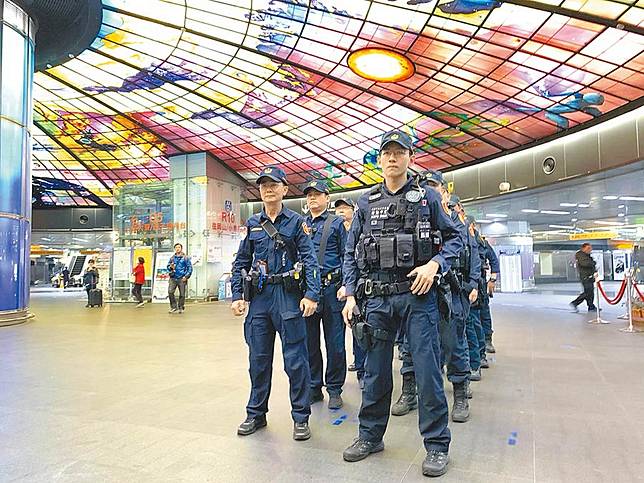 挺韓罷韓今尬場 港都風聲鶴唳