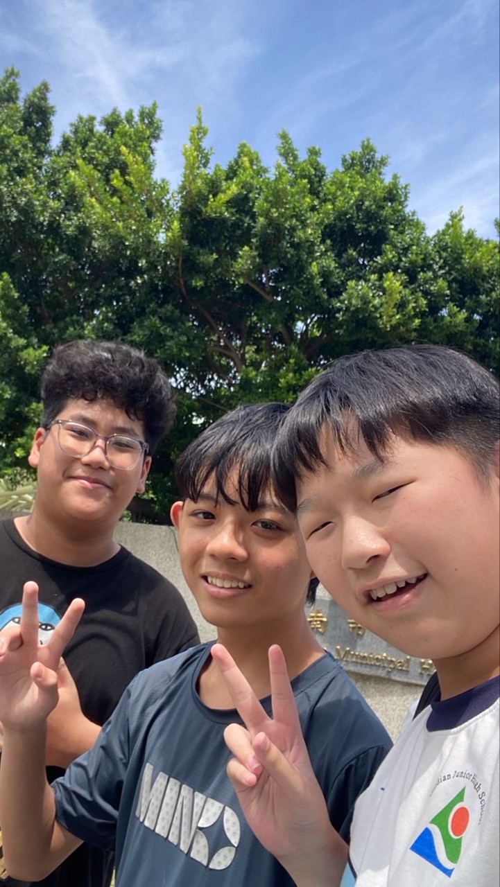 海佃國中703學生班群