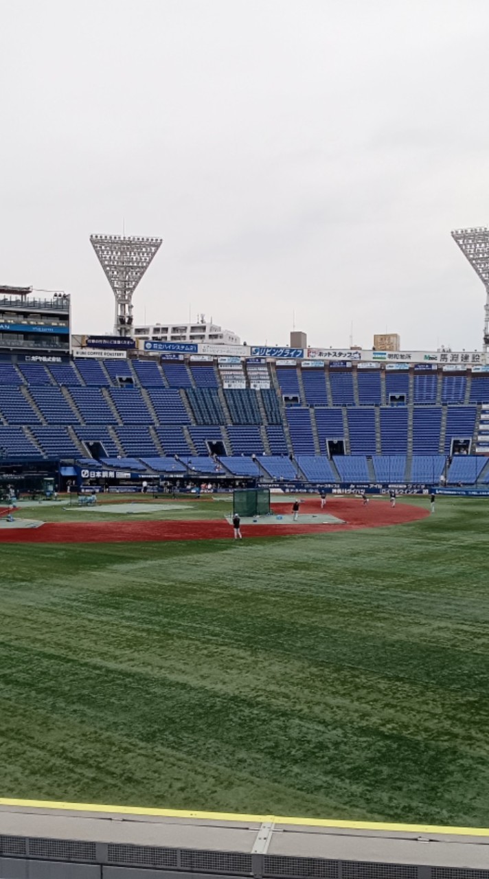 横浜DENAベイスターズ