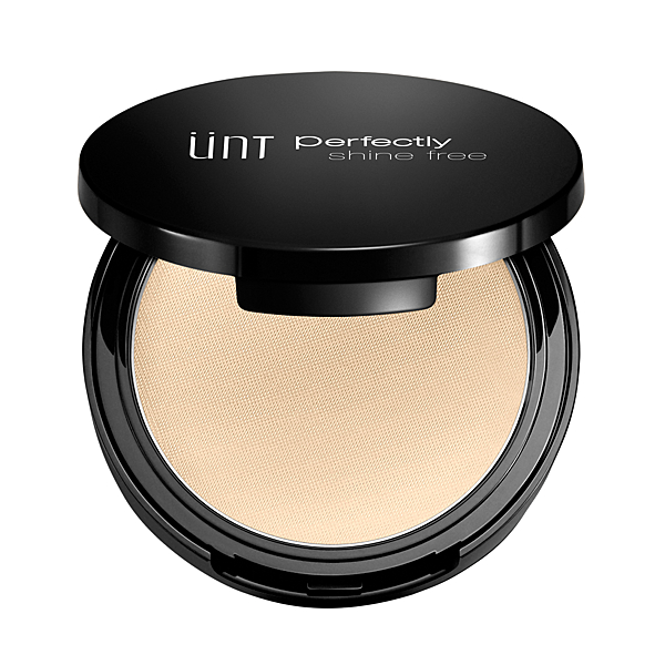 抗油耐汗、不易暗沉脫妝n雲母礦物粉體，打造無瑕光澤美肌n全日控油X溫和防曬n雙重保濕因子，持妝不浮粉