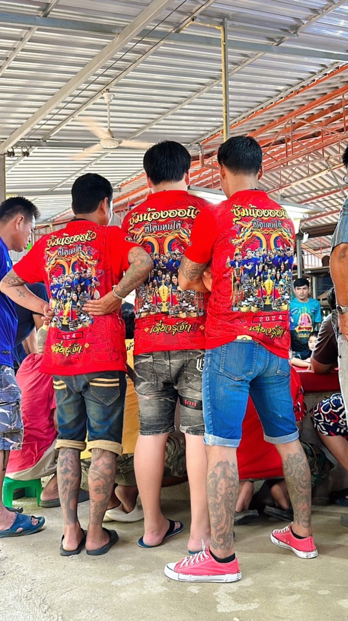 ซื้อ-ขายไก่ซุ้มน้องออนิว