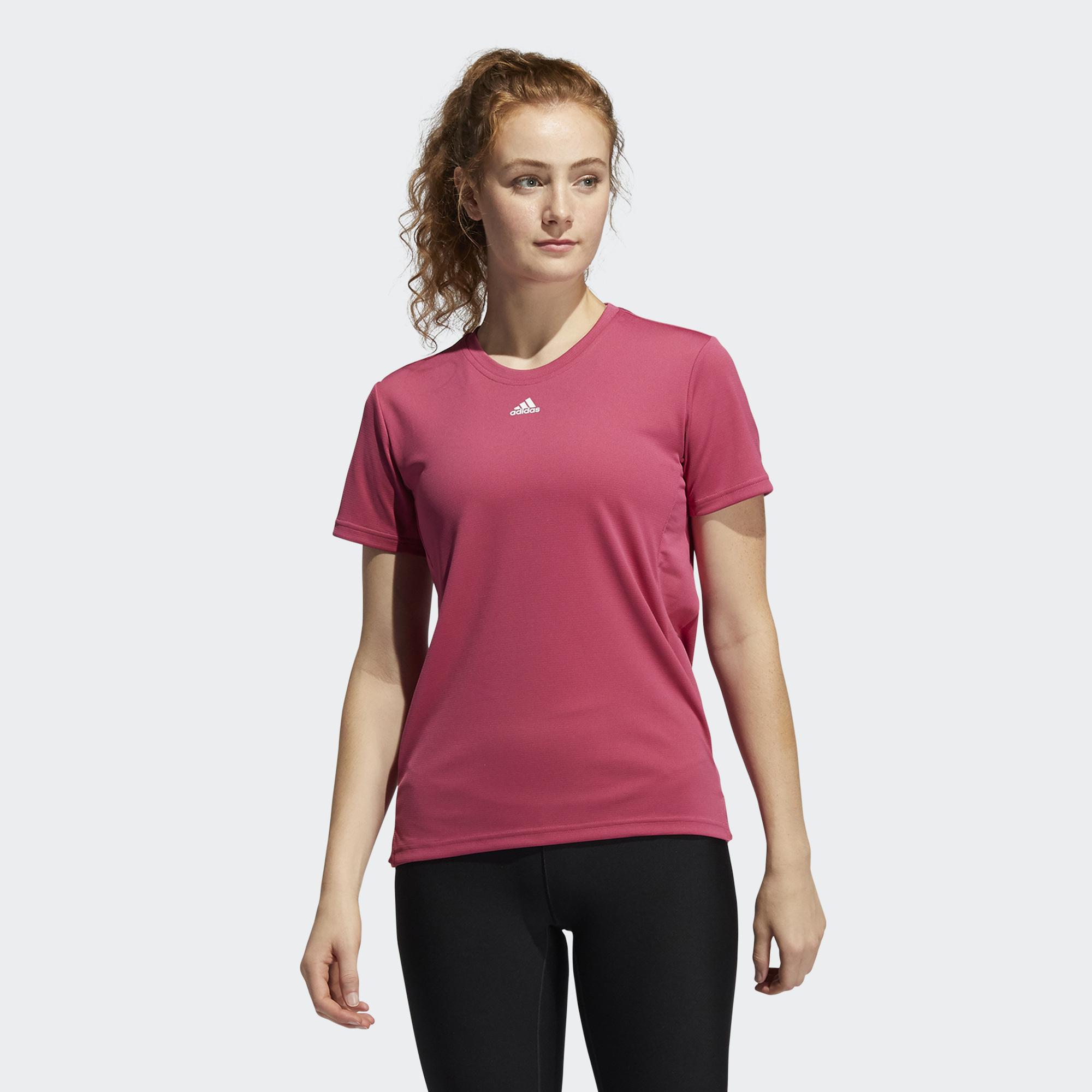 adidas熱銷品：短袖上衣