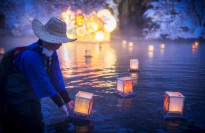 星野集團 青森屋 睡魔流水燈籠