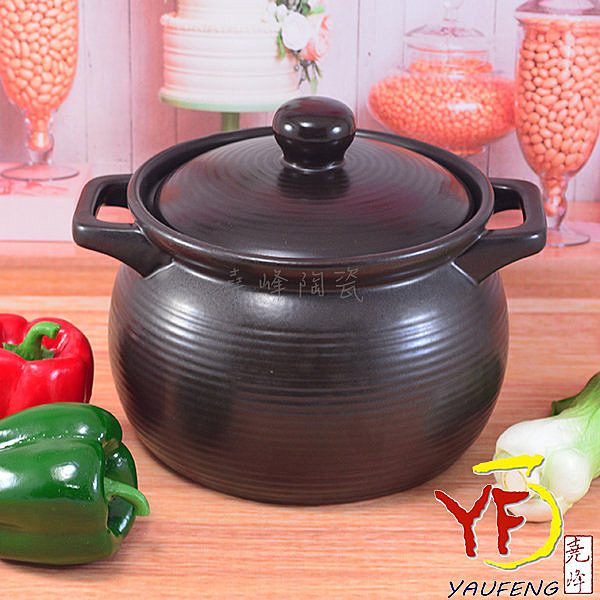 鶯歌製造嚴選耐熱陶土 傳統阿嬤的滷味黑鍋 耐熱穩定 保溫佳~ 居家必備品之一n營業用小吃店或餐廳皆宜