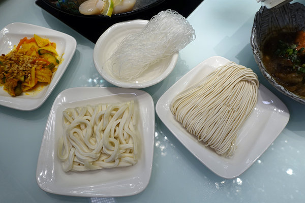 沐田No.2-1涮涮工廠-中山南西火鍋，中山捷運站小火鍋，湯頭醬料獨特、可食材代購，接受客製化餐點可包場的中山區小火鍋