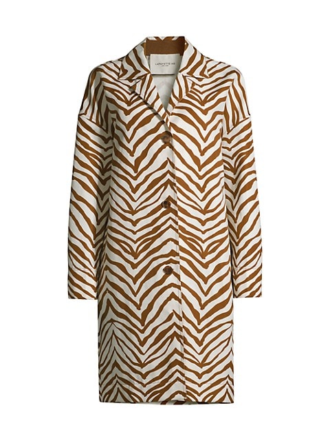 Oversized coat with a statement animal motif design and button closure.; Notch collar; Long sleeves;