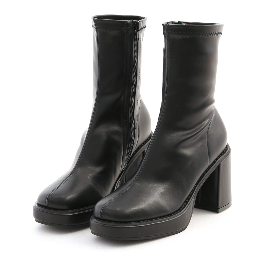 D+AF 變身超模．加厚水台素面方頭短靴