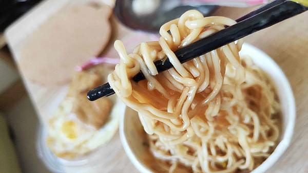 阿伯蛋包麵
