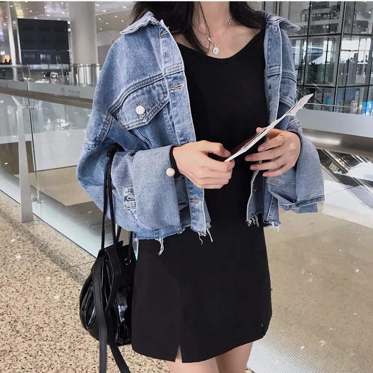 也不做最高價✨✨我們只做讓客戶穿得舒適的衣服✨✨我們的衣服風格有韓系、日系、小清新、學院風、街頭、通勤、百搭等各類衣著本賣場為大陸大公司，支持批發，大量現貨供應所有商品均為全新出貨，無瑕疵，請放心購買