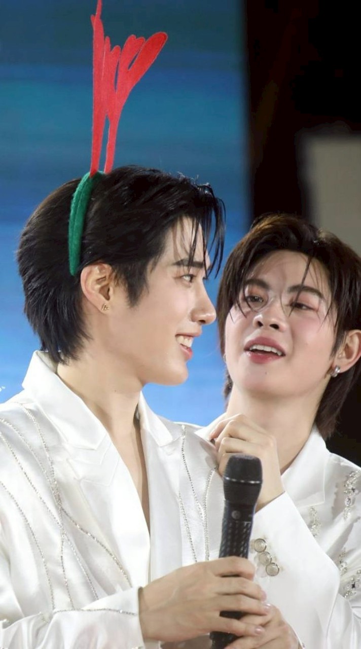 TleFirstOne official fanclubs