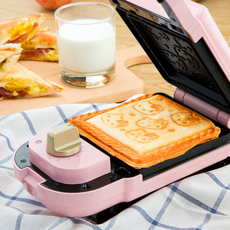 源於日本 輕食主義 早餐不重複，讓早餐變得更簡單， 現做-新鮮又美味 百變食譜，滿足您的味蕾。是味蕾與視覺的雙重感受。 不沾塗層，可拆可換 烤盤可取出，清洗更方便 操作簡單 3分鐘早餐機 3-5分鐘小