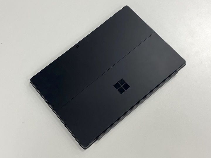 微軟 Surface Pro 7 售價 28,088 元起、七色鍵盤自由配，同場加映 Laptop 3 預購中