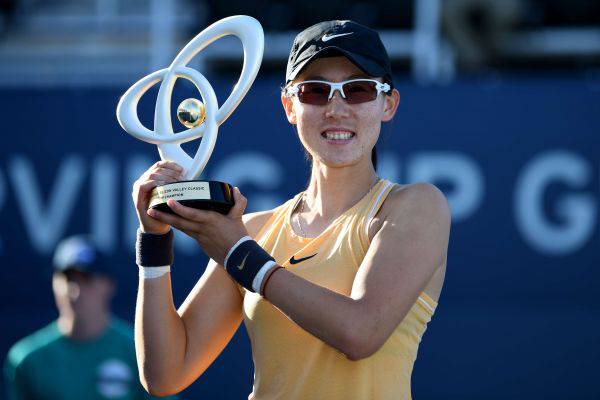 Zheng Raih Gelar Wta Pertama Di San Jose Media Indonesia Line Today