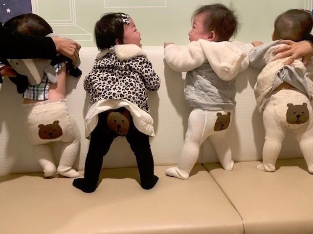Gapベビー こんなかわいい後ろ姿アリ くまタイツ