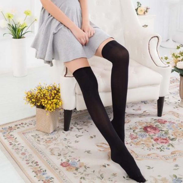 襪子【FSW071】黑白長筒素色膝上長筒女襪 長襪 短襪 條紋襪 氣墊襪 純棉 毛巾襪 船型襪 男女襪 學生襪-收納女王