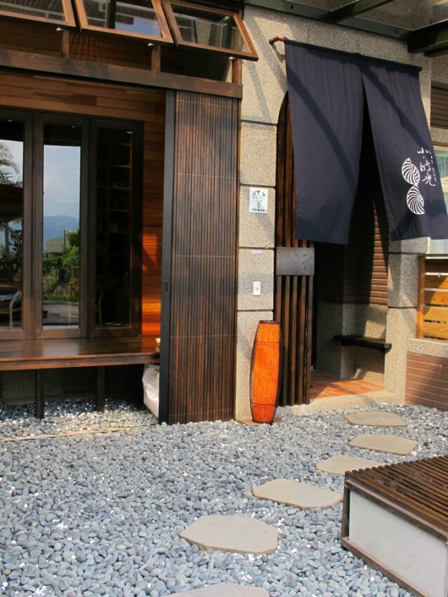 宜蘭住宿推薦｜有著好山好水魅力的宜蘭一直是大家旅遊的首選聖地，這次小編幫大家精選2021最新15間【宜蘭住宿推薦】！從高CP值 宜蘭背包客棧 、熱門 宜蘭親子住宿 ，到超豪華的 宜蘭住宿包棟 ，一個人到一群人的選擇通通有～趁連假安排一趟超讚的宜蘭之旅吧！