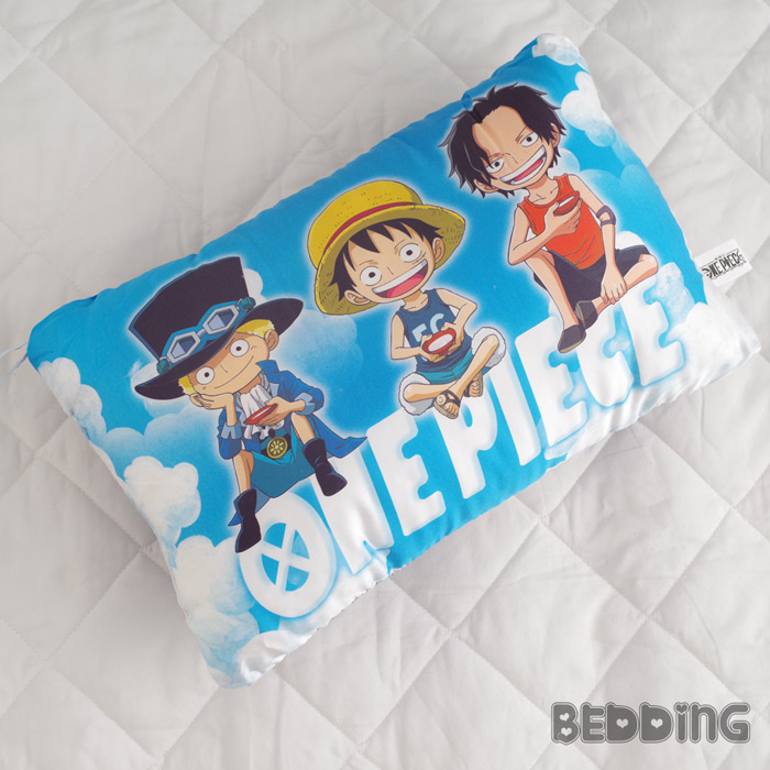 BEDDING-天絲可水洗兒童枕-海賊王-冒險三兄弟