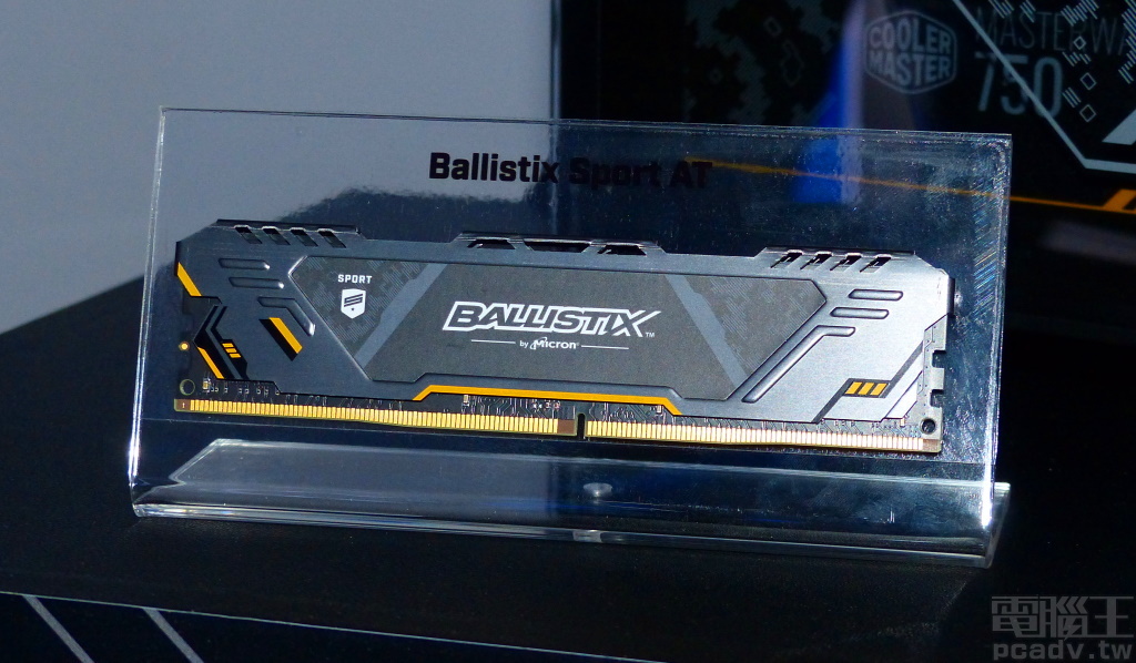 Micron 加入 Asus TUF Gaming Alliance，推出迷彩風格 Ballistix Sport AT 記憶體模組