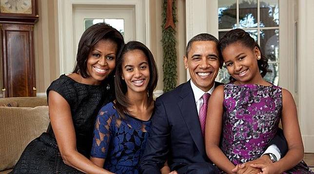  Sering Liburan Ajak Keluarga, Ini Biaya yang Dihabiskan Obama