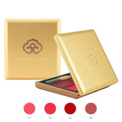 ◎★ 原廠公司貨|◎★ 網路優惠價格|◎品牌:whoo后品牌定位:專櫃品牌種類:口紅/唇釉/唇蜜商品名稱:后皇后之吻美唇漾采2件組(皇后之吻后冠唇膏(#45)2g+皇后之吻晶燦光炫耀唇蜜(#45)2g